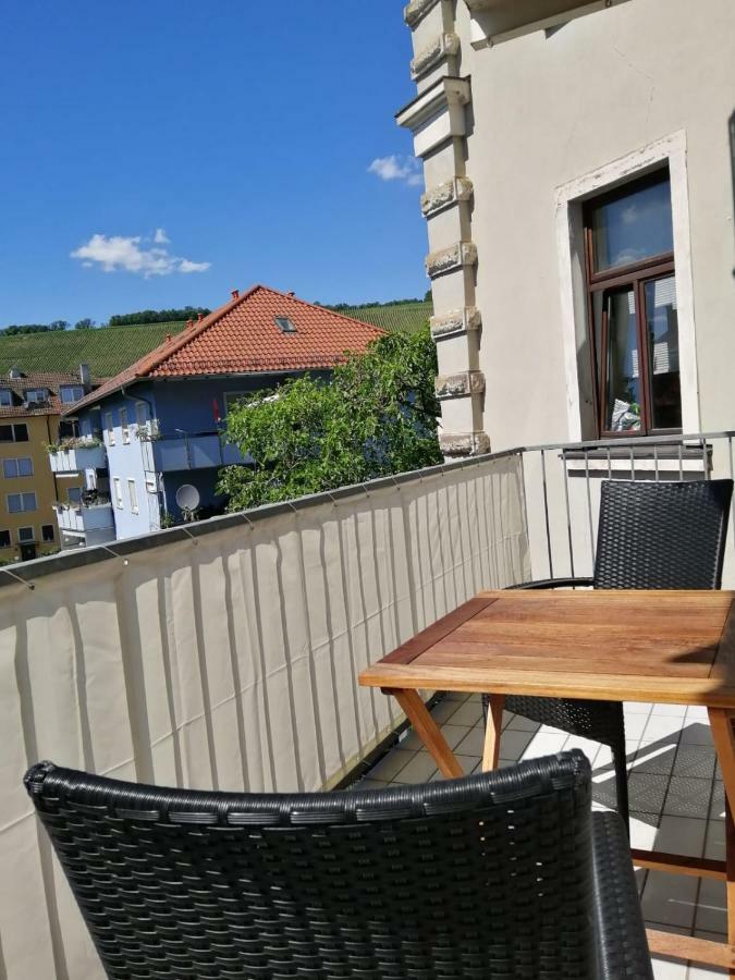 Charming City Apartment With Parking Spot Würzburg Eksteriør billede